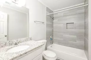 7127 Riverside Dr, Atlanta, GA 30328 - Photo 15