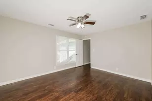 7127 Riverside Dr, Atlanta, GA 30328 - Photo 13
