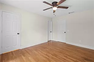 1028 Towne Lk Hls E, Woodstock, GA 30189 - Photo 29