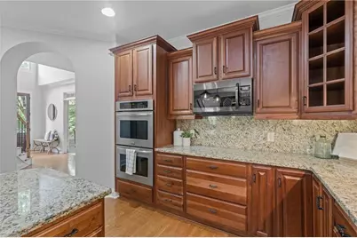 1028 Towne Lake Hills E, Woodstock, GA 30189 - Photo 19