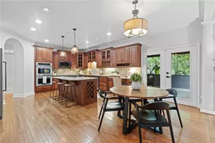 1028 Towne Lk Hls E, Woodstock, GA 30189 - Photo 5