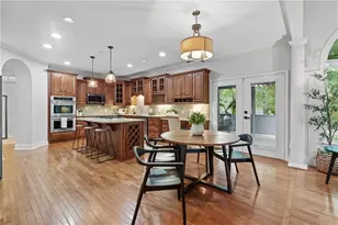 1028 Towne Lk Hls E, Woodstock, GA 30189 - Photo 11