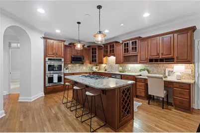 1028 Towne Lake Hills E, Woodstock, GA 30189 - Photo 13
