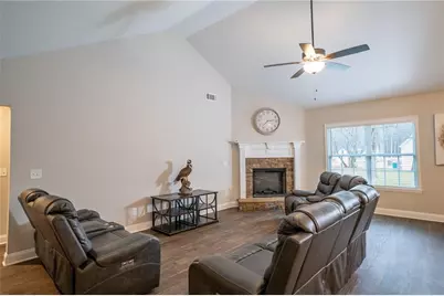 72 South Main Street, Maysville, GA 30558 - Photo 23