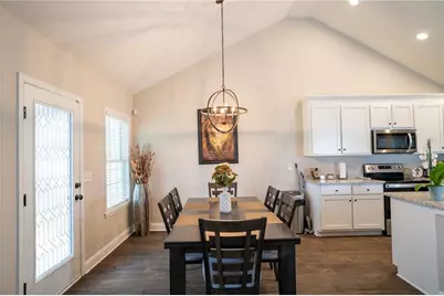 72 South Main Street, Maysville, GA 30558 - Photo 11