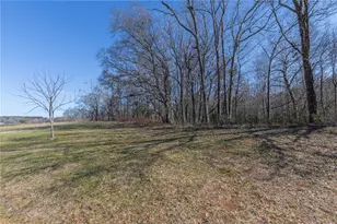 1030 Shoreline Dr, Madison, GA 30650 - Photo 1