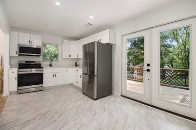 2537 Baker Road NW, Atlanta, GA 30318 - Photo 9