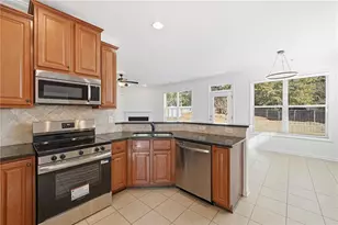 5045 Racquet Ct, Duluth, GA 30096 - Photo 3