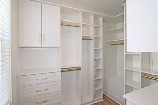 151 Chestnut Cir, Atlanta, GA 30342 - Photo 19