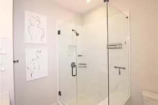 151 Chestnut Cir, Atlanta, GA 30342 - Photo 21