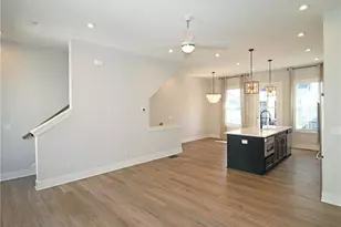 151 Chestnut Cir, Atlanta, GA 30342 - Photo 9