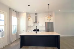 151 Chestnut Cir, Atlanta, GA 30342 - Photo 13