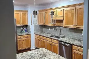 3185 Glenloch Pl, Lawrenceville, GA 30044 - Photo 9