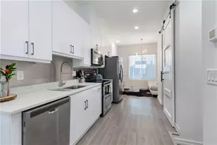 1606 Rock Dam Dr, Atlanta, GA 30317 - Photo 9