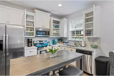 423 Palmetto Street, Saint Simons, GA 31522 - Photo 11