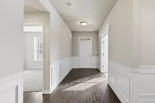 3727 Woodoats Cir, Buford, GA 30519 - Photo 7