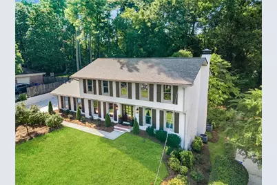 3549 Castlehill Court, Tucker, GA 30084 - Photo 3