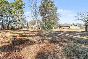 409 Cole Dr SW, Lilburn, GA 30047 - Photo 29