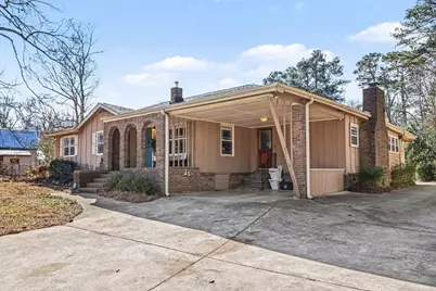 409 Cole Drive SW, Lilburn, GA 30047 - Photo 9