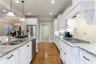 2462 Ballantrae Cir, Cumming, GA 30041 - Photo 17