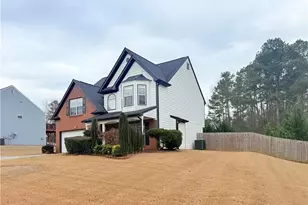 945 Sweet Mill Ln, Lawrenceville, GA 30045 - Photo 3