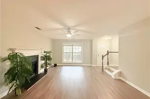 945 Sweet Mill Ln, Lawrenceville, GA 30045 - Photo 7