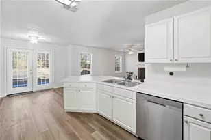 1356 Lamont Dr SW, Mableton, GA 30126 - Photo 13