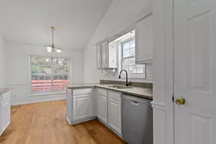 4225 Hopkins Bluff Way, Duluth, GA 30096 - Photo 11