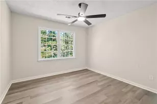 1559 Fieldgreen Overlook, Stone Mountain, GA 30088 - Photo 15