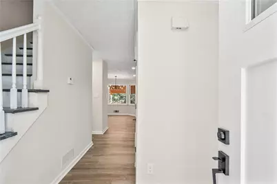 1559 Fieldgreen Overlook, Stone Mountain, GA 30088 - Photo 3