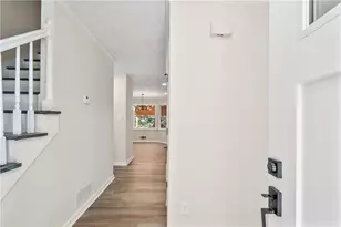 1559 Fieldgreen Overlook, Stone Mountain, GA 30088 - Photo 3