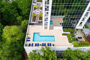 2828 Peachtree Rd NW, Atlanta, GA 30305 - Photo 25