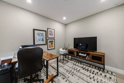 2425 Peachtree Road NE #1401, Atlanta, GA 30305 - Photo 31