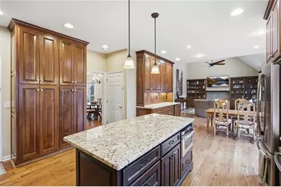 755 Amberton Close, Suwanee, GA 30024 - Photo 7