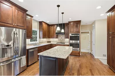 755 Amberton Close, Suwanee, GA 30024 - Photo 5