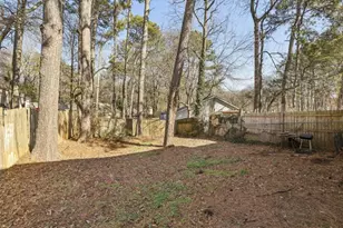 1331 N Hampton Rd, Alpharetta, GA 30009 - Photo 17