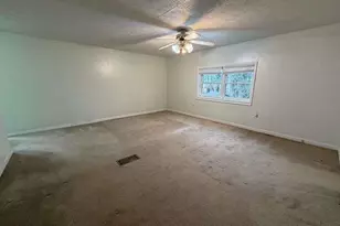 1252 Lawrenceville-Suwanee Rd, Lawrenceville, GA 30043 - Photo 49