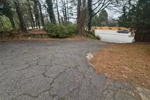 1252 Lawrenceville-Suwanee Rd, Lawrenceville, GA 30043 - Photo 17