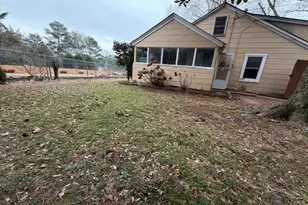 1252 Lawrenceville-Suwanee Rd, Lawrenceville, GA 30043 - Photo 31