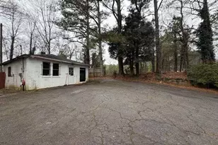 1252 Lawrenceville-Suwanee Rd, Lawrenceville, GA 30043 - Photo 25