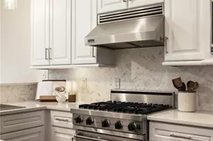 841 Inman Vlg Pkwy NE, Atlanta, GA 30307 - Photo 11