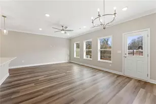 660 Sunstone Ln, Lawrenceville, GA 30043 - Photo 7