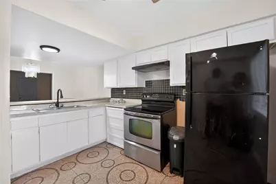 6071 Regent Manor, Lithonia, GA 30058 - Photo 3