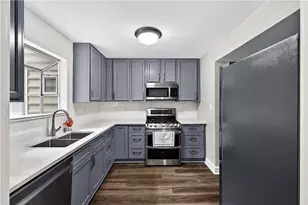 679 Anderson Walk, Marietta, GA 30062 - Photo 9