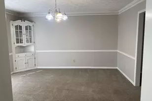 1720 Ridgefield Dr, Roswell, GA 30075 - Photo 9