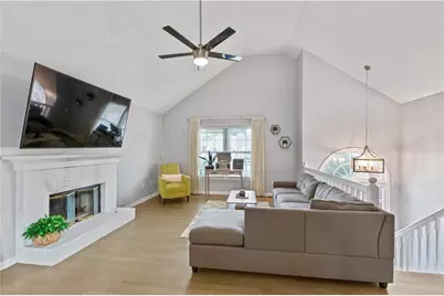 2437 Pondside Place NE, Marietta, GA 30062 - Photo 3