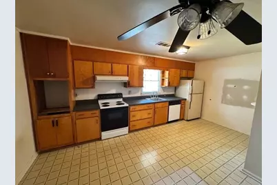 3679 Fred Walker Drive SW, Smyrna, GA 30082 - Photo 7