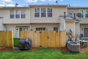 2732 Ashleigh Ln, Alpharetta, GA 30004 - Photo 31