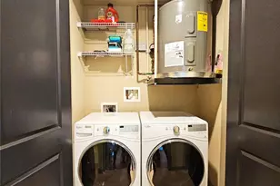 4561 Olde Perimeter Way, Atlanta, GA 30346 - Photo 15