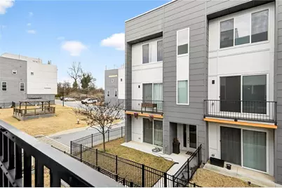 1584 Rock Dam Drive SE, Atlanta, GA 30317 - Photo 11